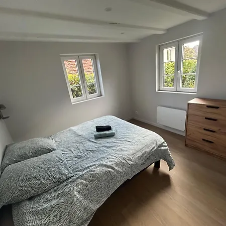 Newly Renovated 2 Bedroom アパート *